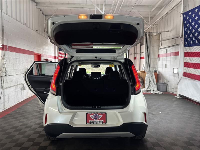 Kia Soul LX CVT 2023