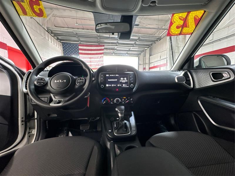 Kia Soul LX CVT 2023