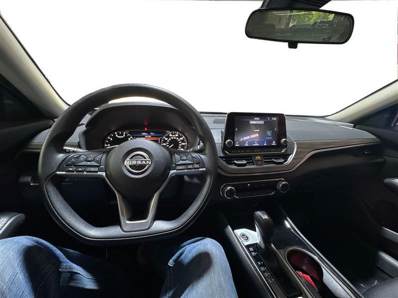 Nissan Altima 2.5 SV 2024