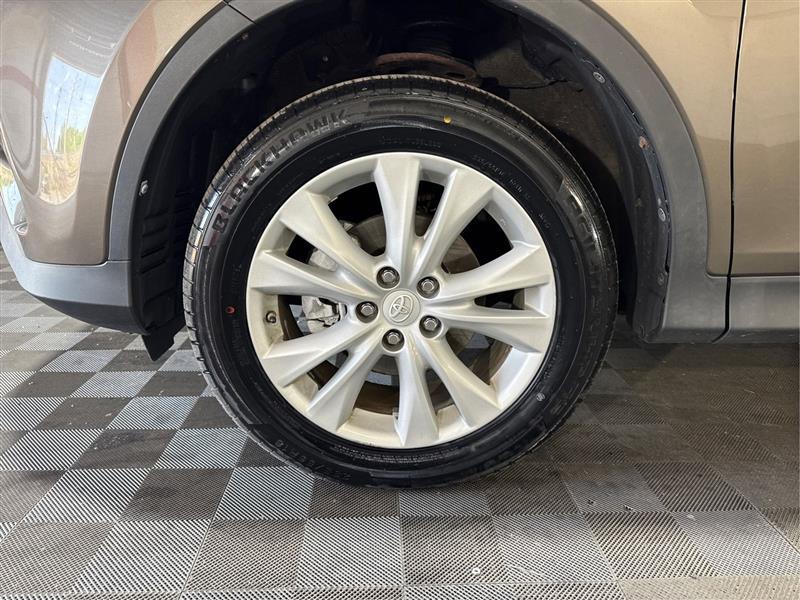 Toyota RAV4 Limited AWD 2015