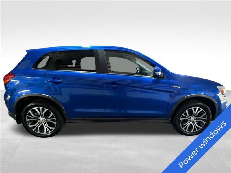 Mitsubishi Outlander Sport 2.0 ES 5M 2017