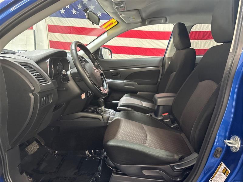 Mitsubishi Outlander Sport 2.0 ES 5M 2017