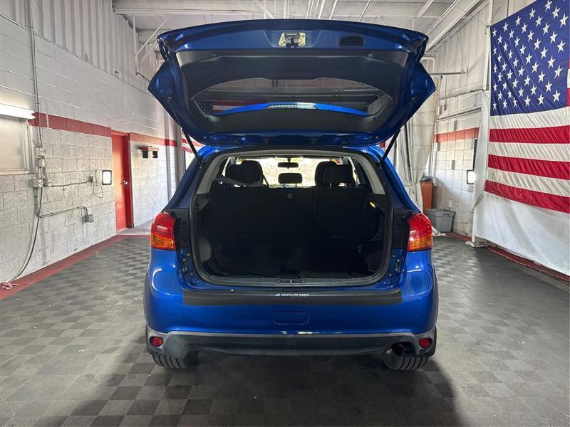 Mitsubishi Outlander Sport 2.0 ES 5M 2017