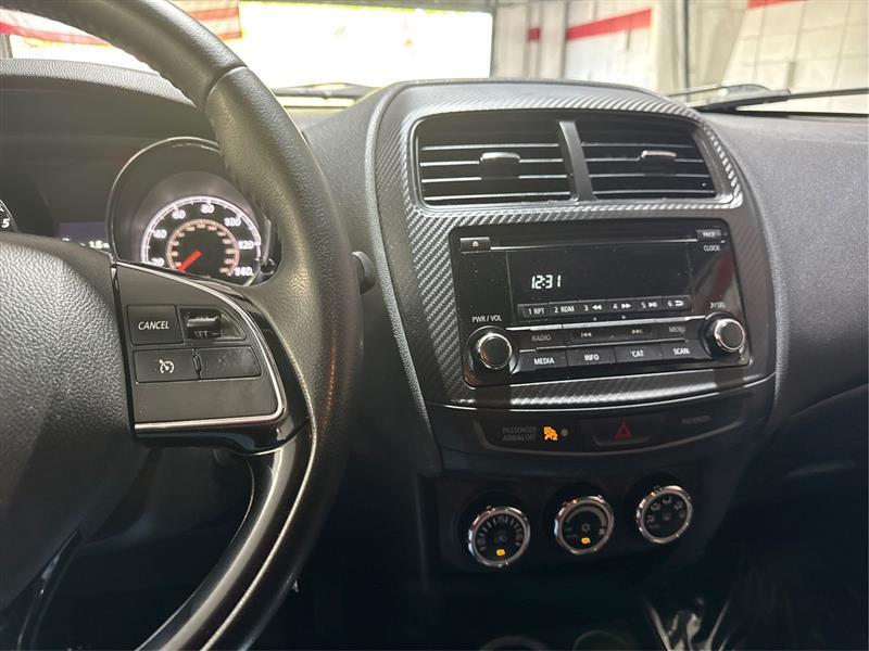 Mitsubishi Outlander Sport 2.0 ES 5M 2017