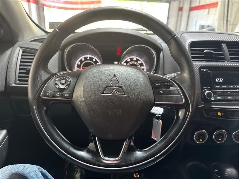 Mitsubishi Outlander Sport 2.0 ES 5M 2017