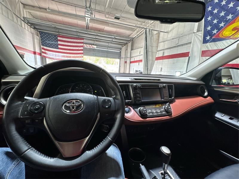 Toyota RAV4 Limited AWD 2013