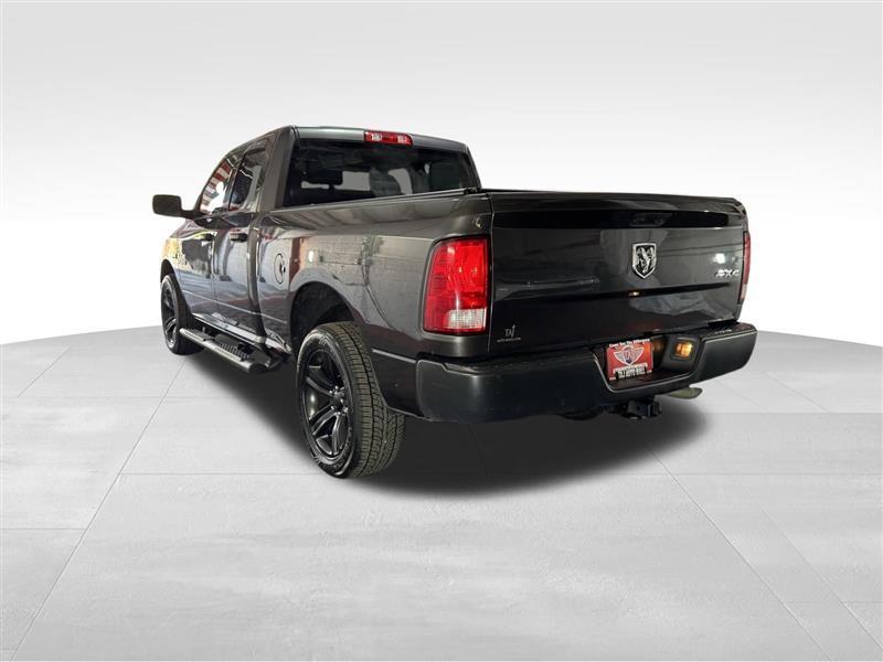 RAM 1500 Tradesman Quad Cab 4WD 2018