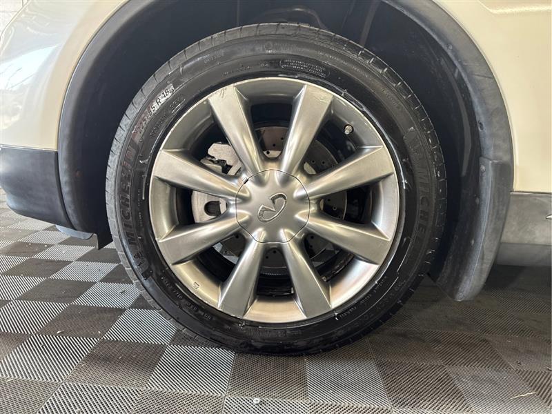 Infiniti QX50 Base AWD 2017