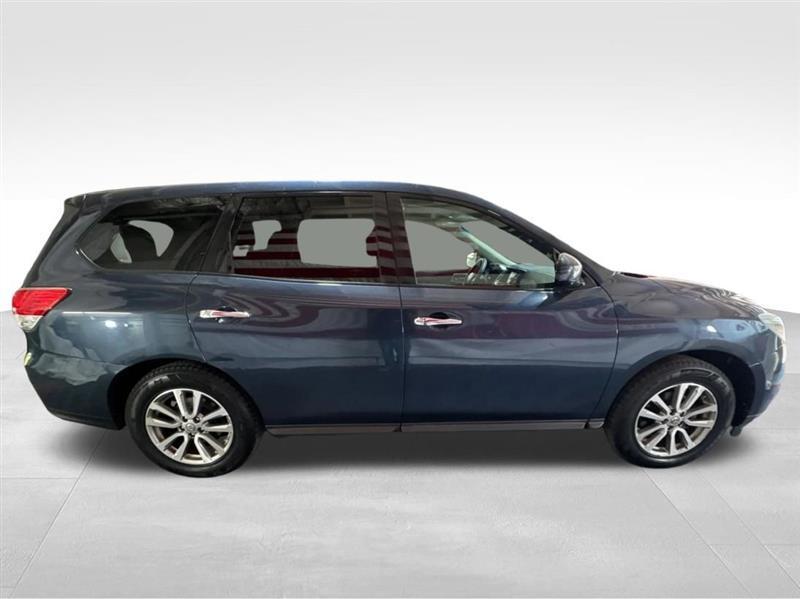 Nissan Pathfinder S 2WD 2014