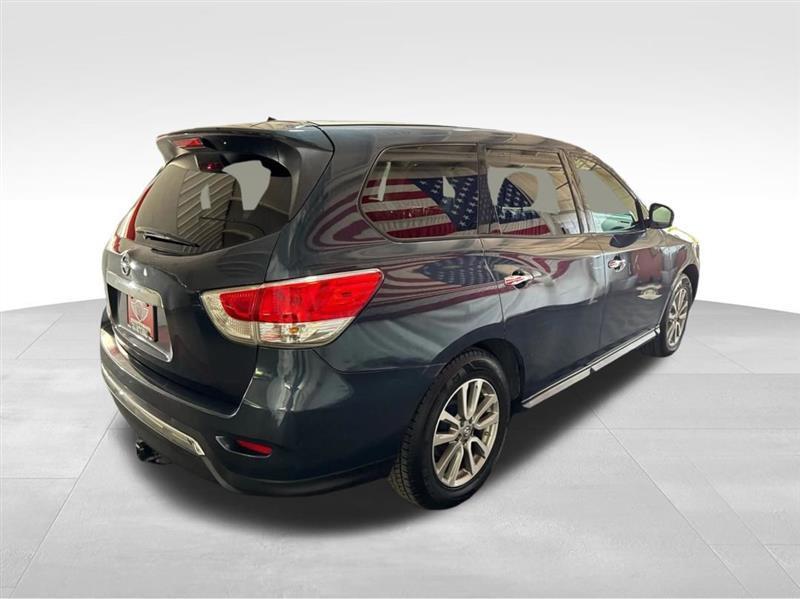 Nissan Pathfinder S 2WD 2014
