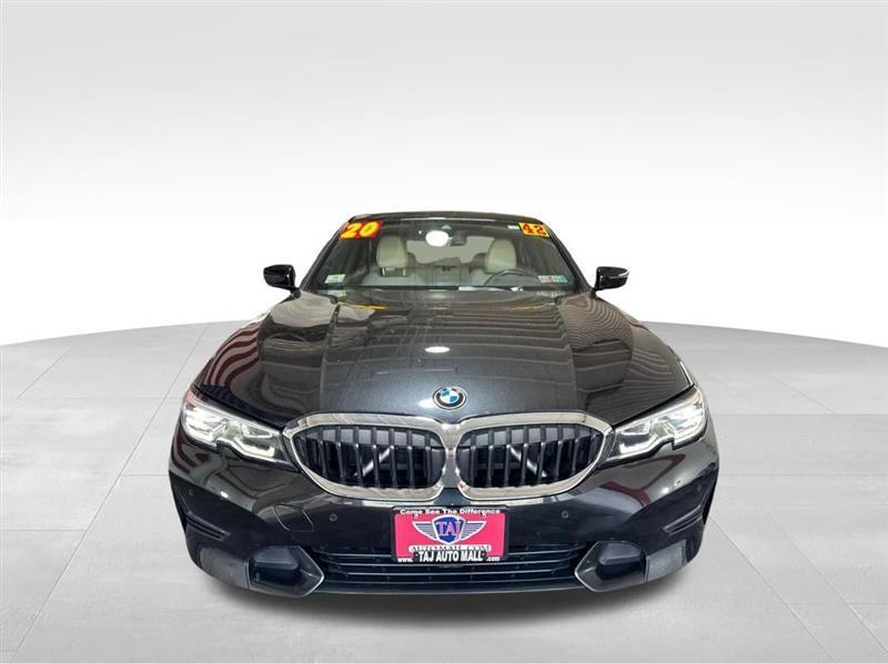 BMW 3-Series 330i xDrive 2020