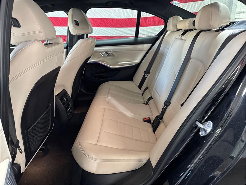 BMW 3-Series 330i xDrive 2020