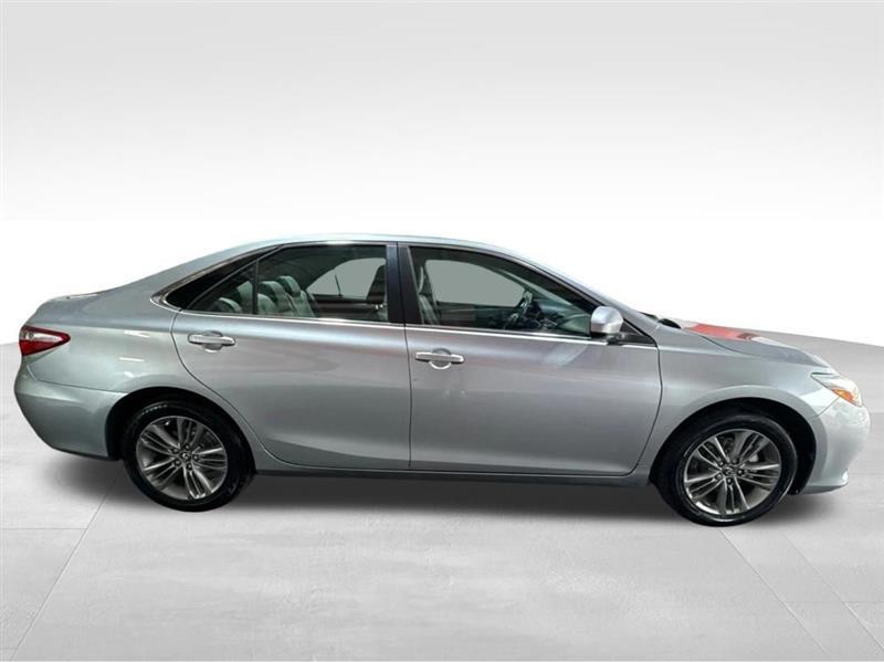 Toyota Camry SE 2017