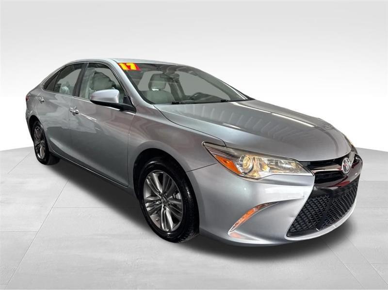Toyota Camry SE 2017