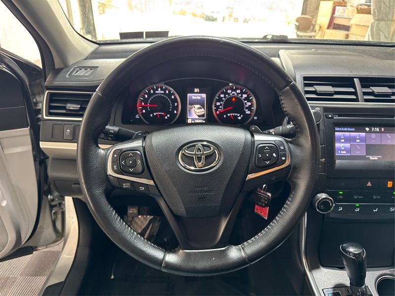 Toyota Camry SE 2017