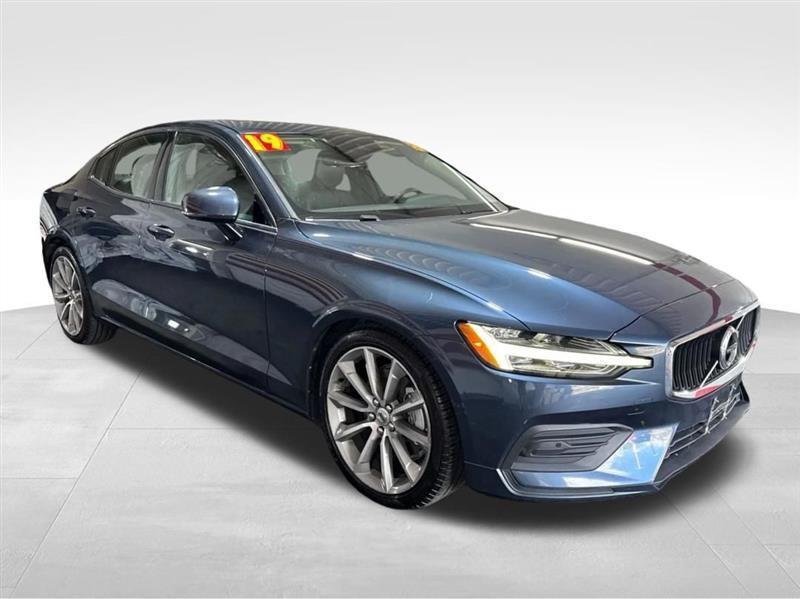 Volvo S60 T5 Momentum 2019