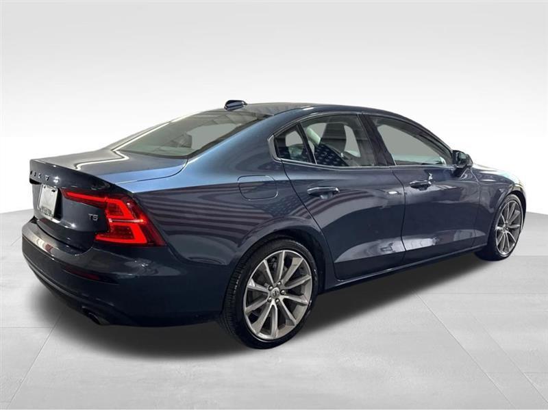Volvo S60 T5 Momentum 2019