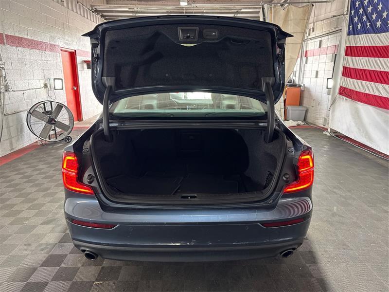 Volvo S60 T5 Momentum 2019