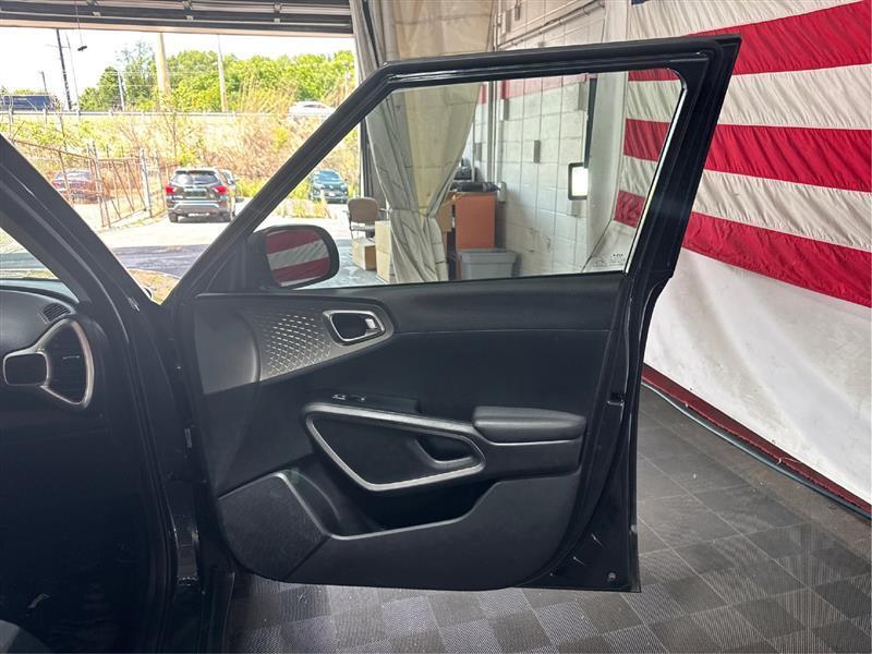 Kia Soul LX 2025
