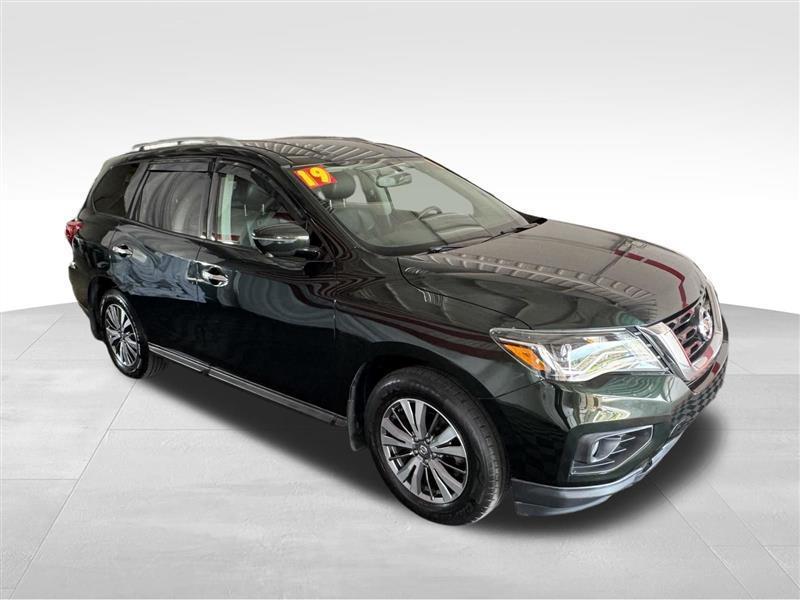 Nissan Pathfinder SL 4WD 2019