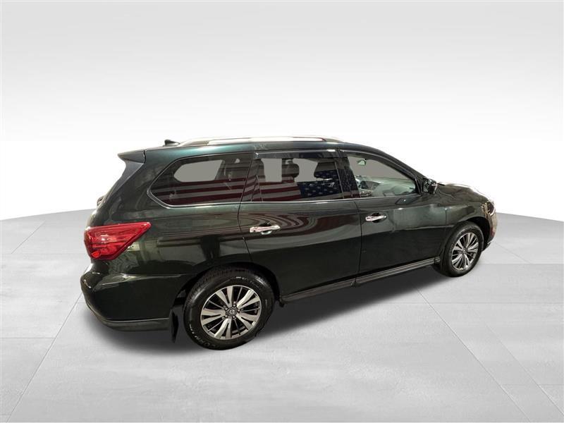Nissan Pathfinder SL 4WD 2019