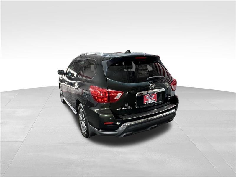 Nissan Pathfinder SL 4WD 2019