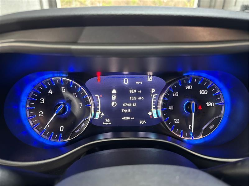Chrysler Pacifica Touring L 2023