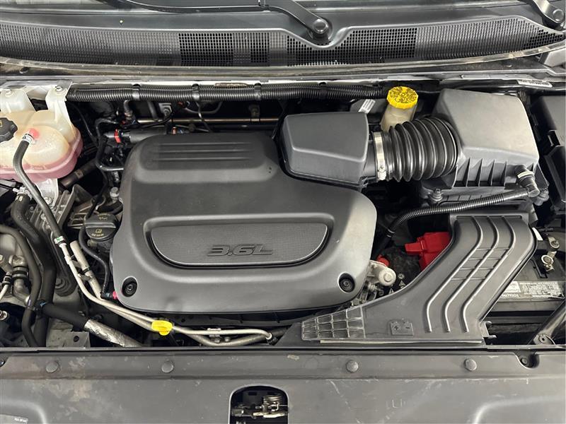 Chrysler Pacifica Touring L 2023