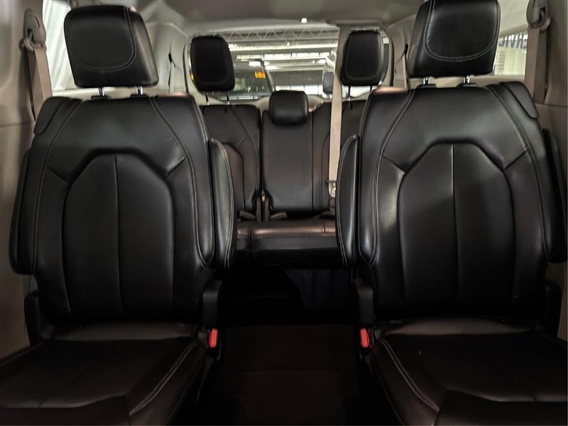 Chrysler Pacifica Touring L 2023