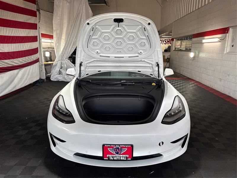 Tesla Model 3 Mid Range 2019