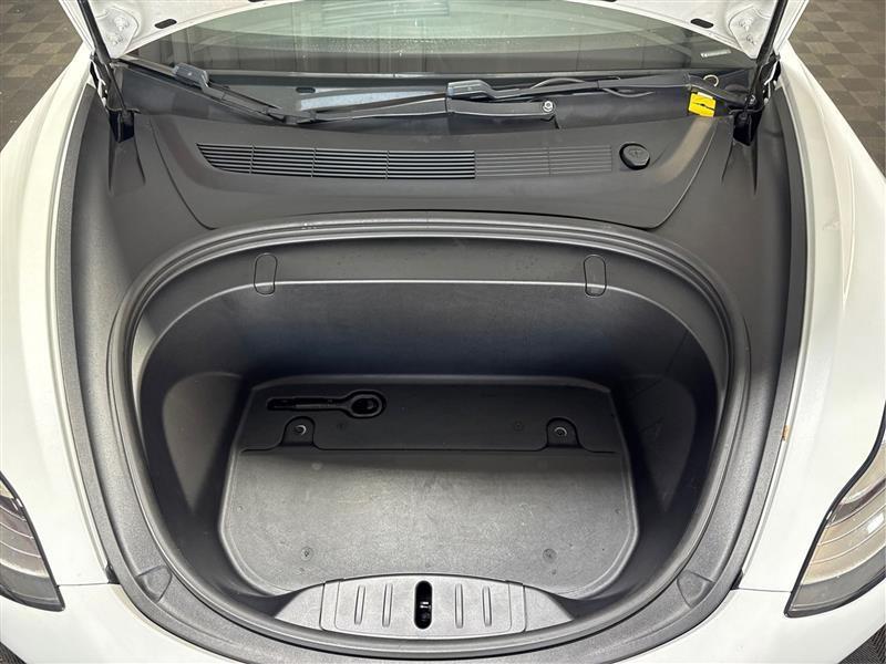 Tesla Model 3 Mid Range 2019
