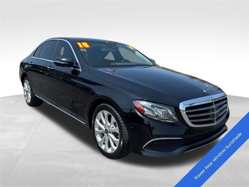 Mercedes-Benz E-Class E300 Luxury 4MATIC Sedan 2018