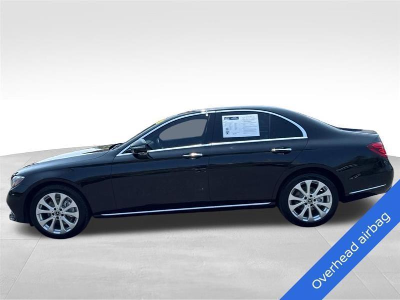 Mercedes-Benz E-Class E300 Luxury 4MATIC Sedan 2018