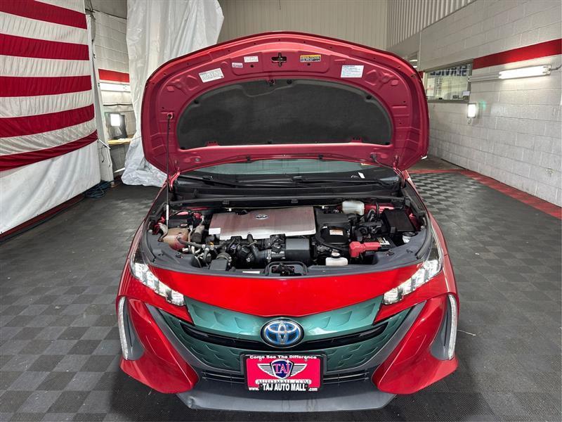 Toyota Prius Prime Plus 2018