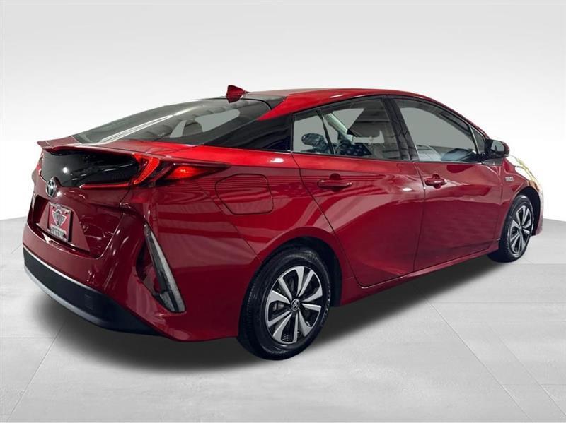 Toyota Prius Prime Plus 2018