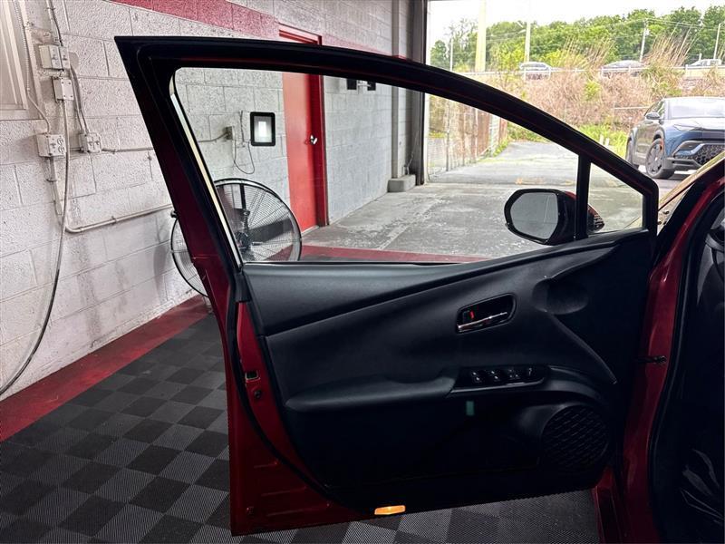 Toyota Prius Prime Plus 2018