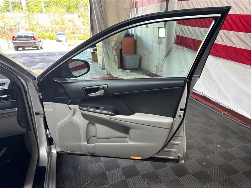 Toyota Camry LE 2013