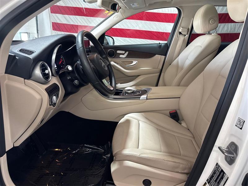 Mercedes-Benz GLC-Class GLC300 4MATIC 2019