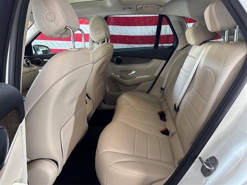 Mercedes-Benz GLC-Class GLC300 4MATIC 2019