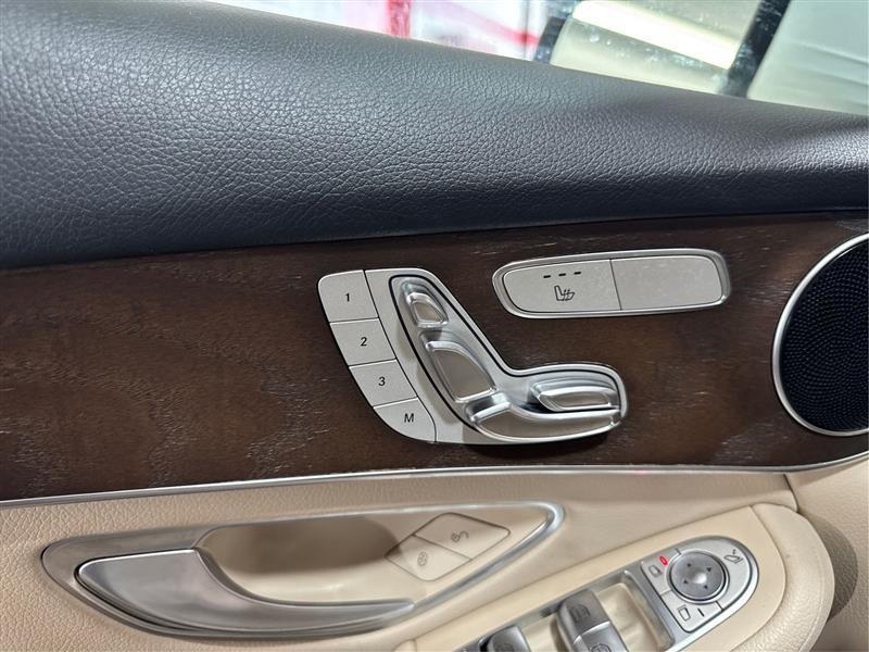 Mercedes-Benz GLC-Class GLC300 4MATIC 2019