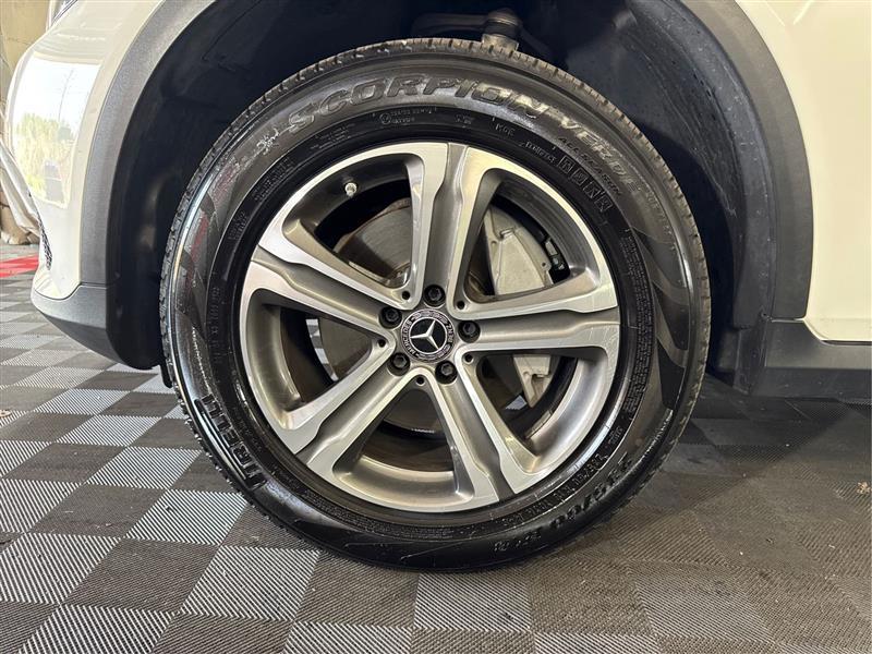 Mercedes-Benz GLC-Class GLC300 4MATIC 2019