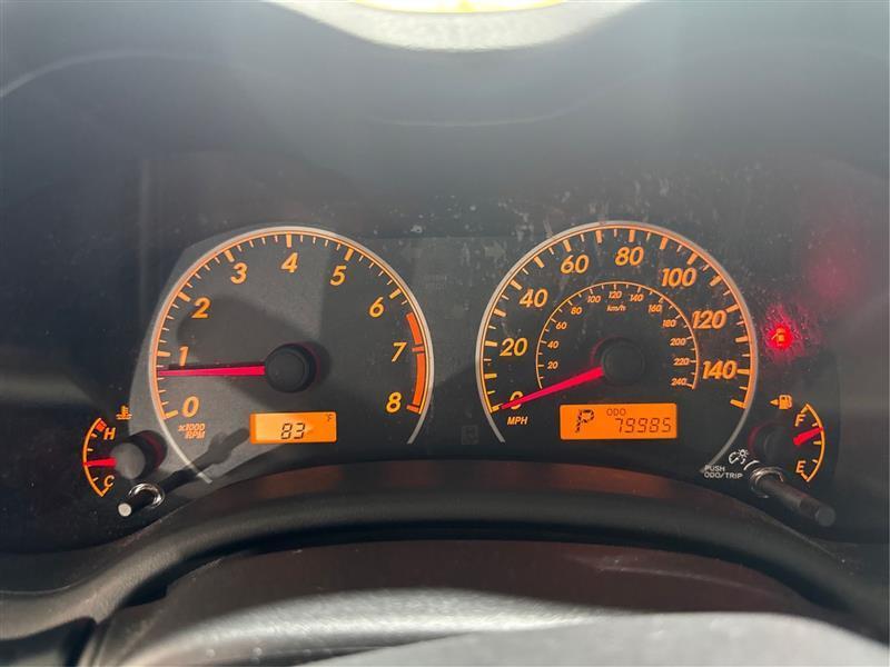 Toyota Corolla LE 4-Speed AT 2011