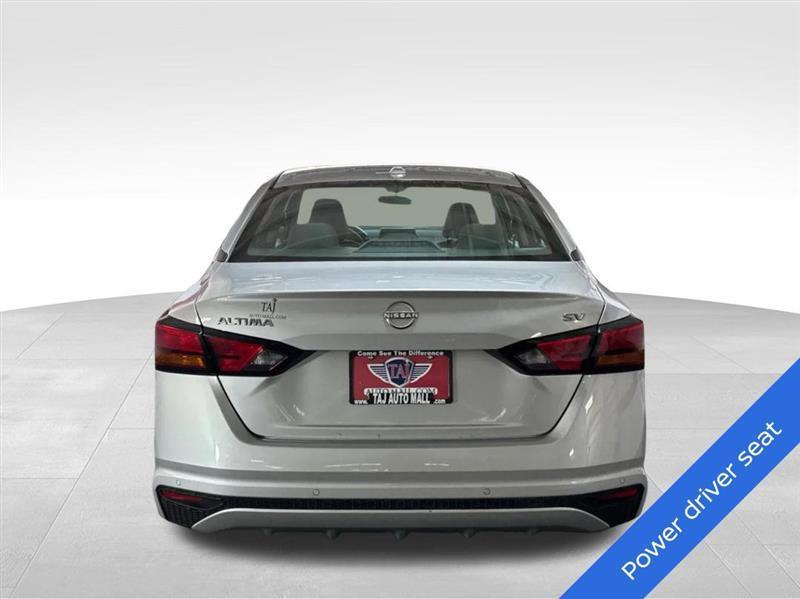 Nissan Altima 2.5 SV 2024