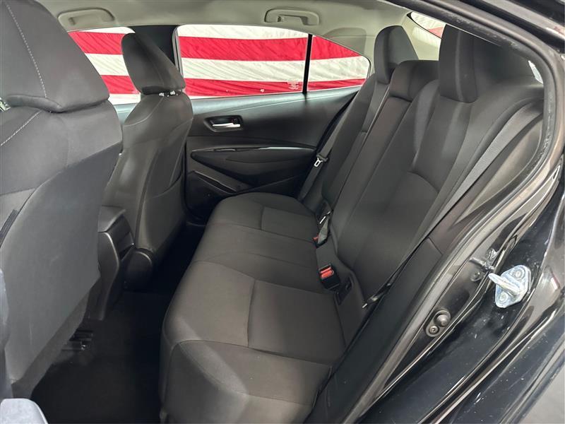 Toyota Corolla LE 2021