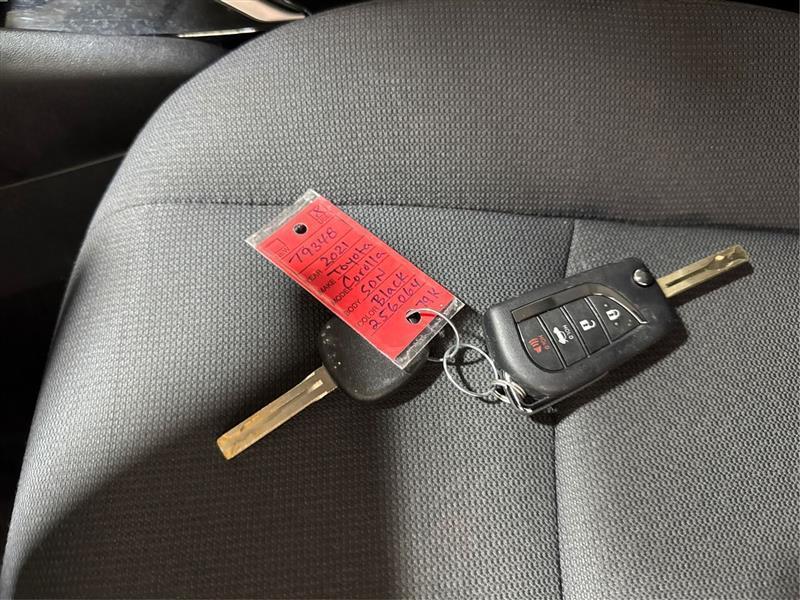 Toyota Corolla LE 2021