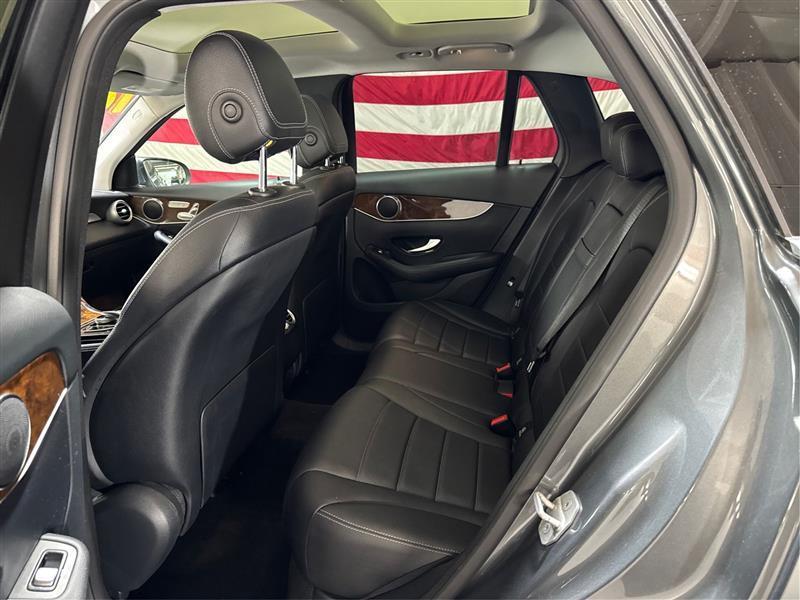 Mercedes-Benz GLC-Class GLC300 4MATIC 2016