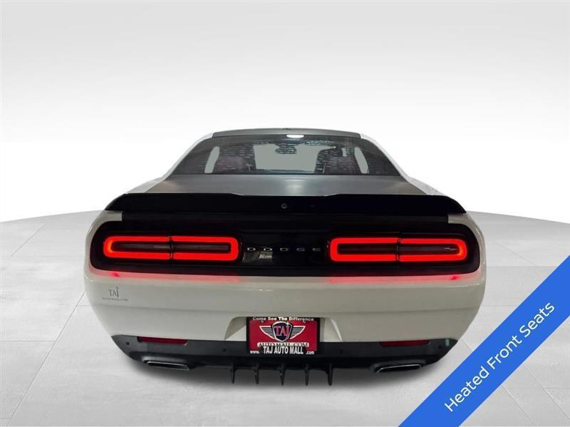 Dodge Challenger  2015