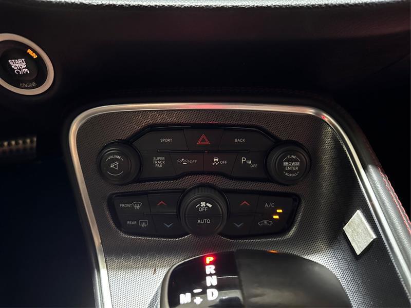 Dodge Challenger  2015