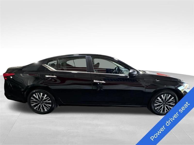 Nissan Altima 2.5 SV 2024