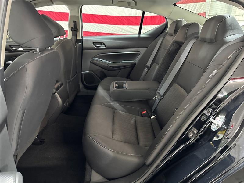 Nissan Altima 2.5 SV 2024